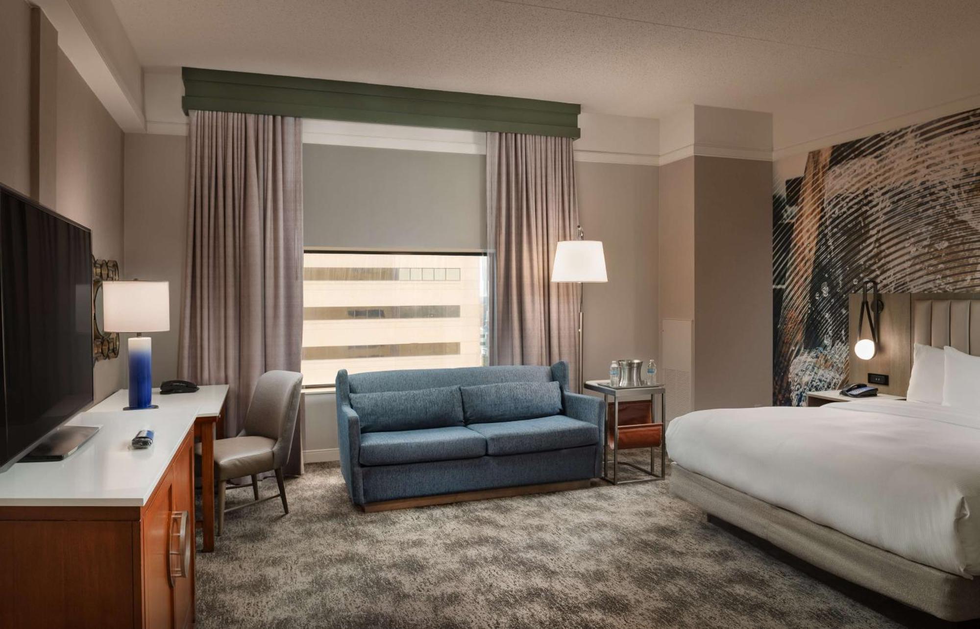 ฮิลตัน เลกซิงตัน ดาวน์ทาวน์ Hotel ภายนอก รูปภาพ
